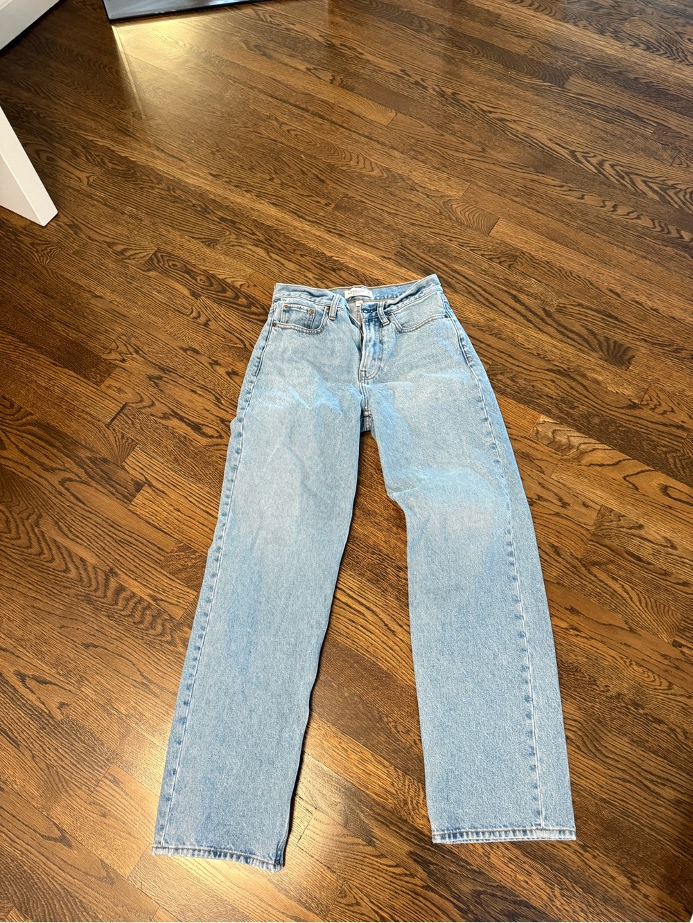 Abercrombie & Fitch Light Wash Straight-Leg Women's Jeans